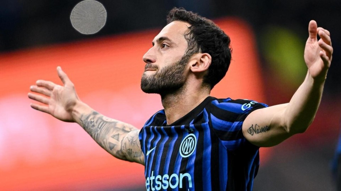 国际米兰推迟恰尔汗奥卢续约谈判 32岁高薪成关