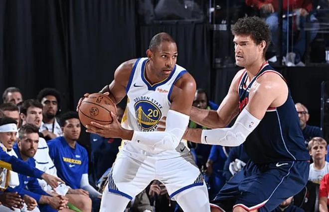 勇士逆转快船晋级季后赛 霍福德格林关键表现定