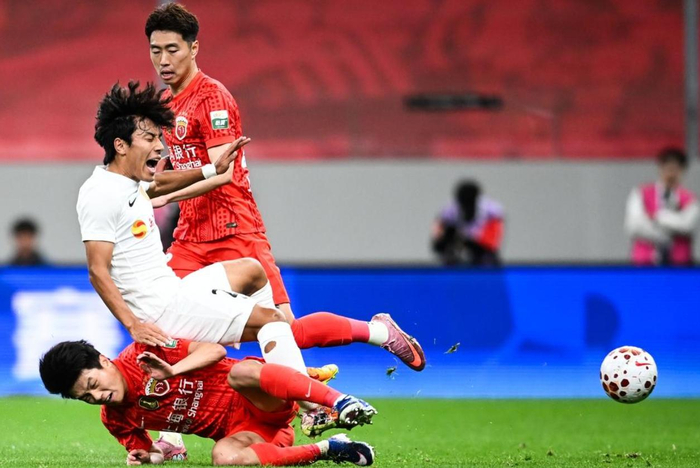 升班马重庆铜梁龙力克卫冕冠军上海海港